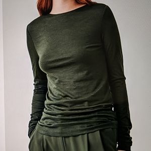 Round Neck Merino Top